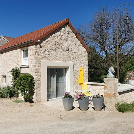 Gites les écuries Saserang Mouilleron Esterno foto